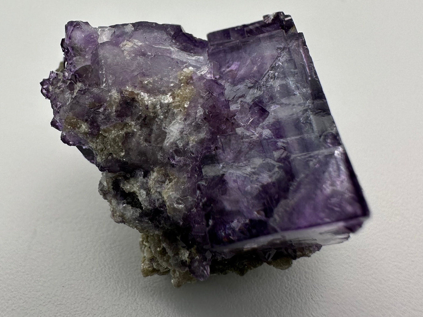 Spectacular Yaogangxian/YGX Fluorite Cube Specimen