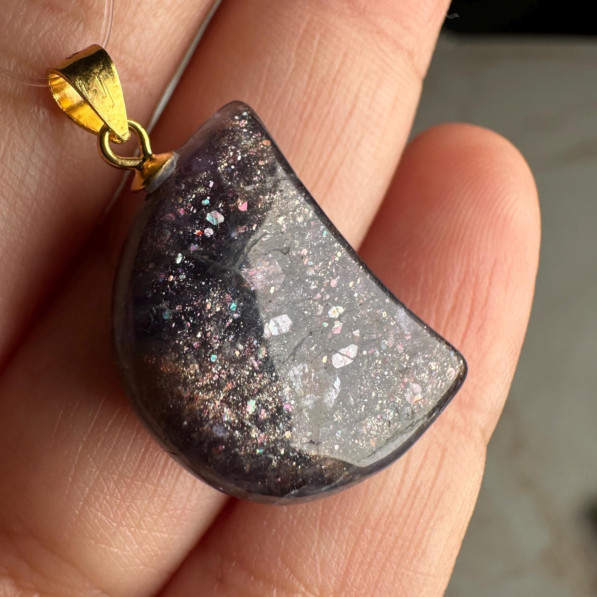 Flashy Sunstone Iolite Moon Pendant | High-Quality Exquisite Crystal Jewelry for Necklace