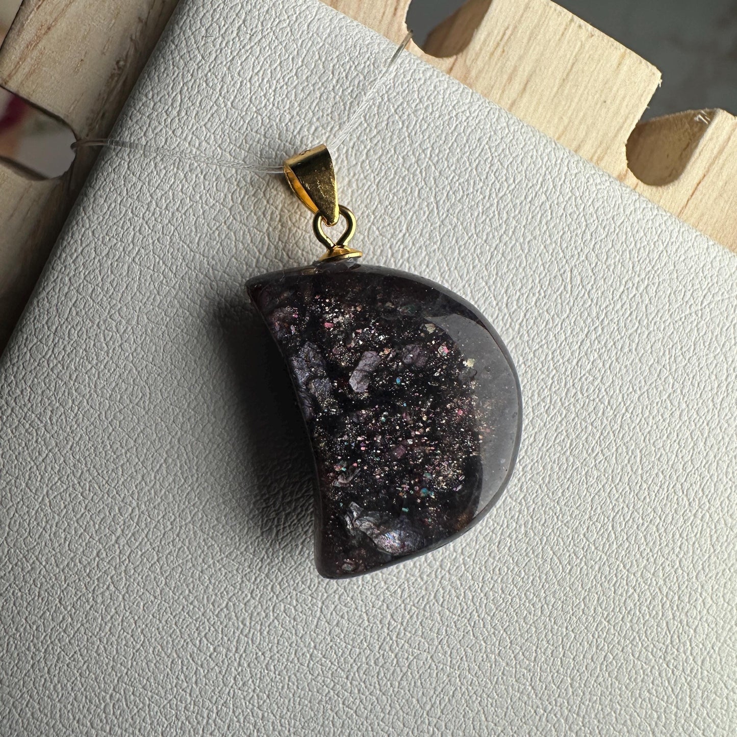 Flashy Sunstone Iolite Moon Pendant | High-Quality Exquisite Crystal Jewelry for Necklace